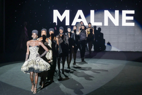Desfile de alta moda con los diseñadores de Malne